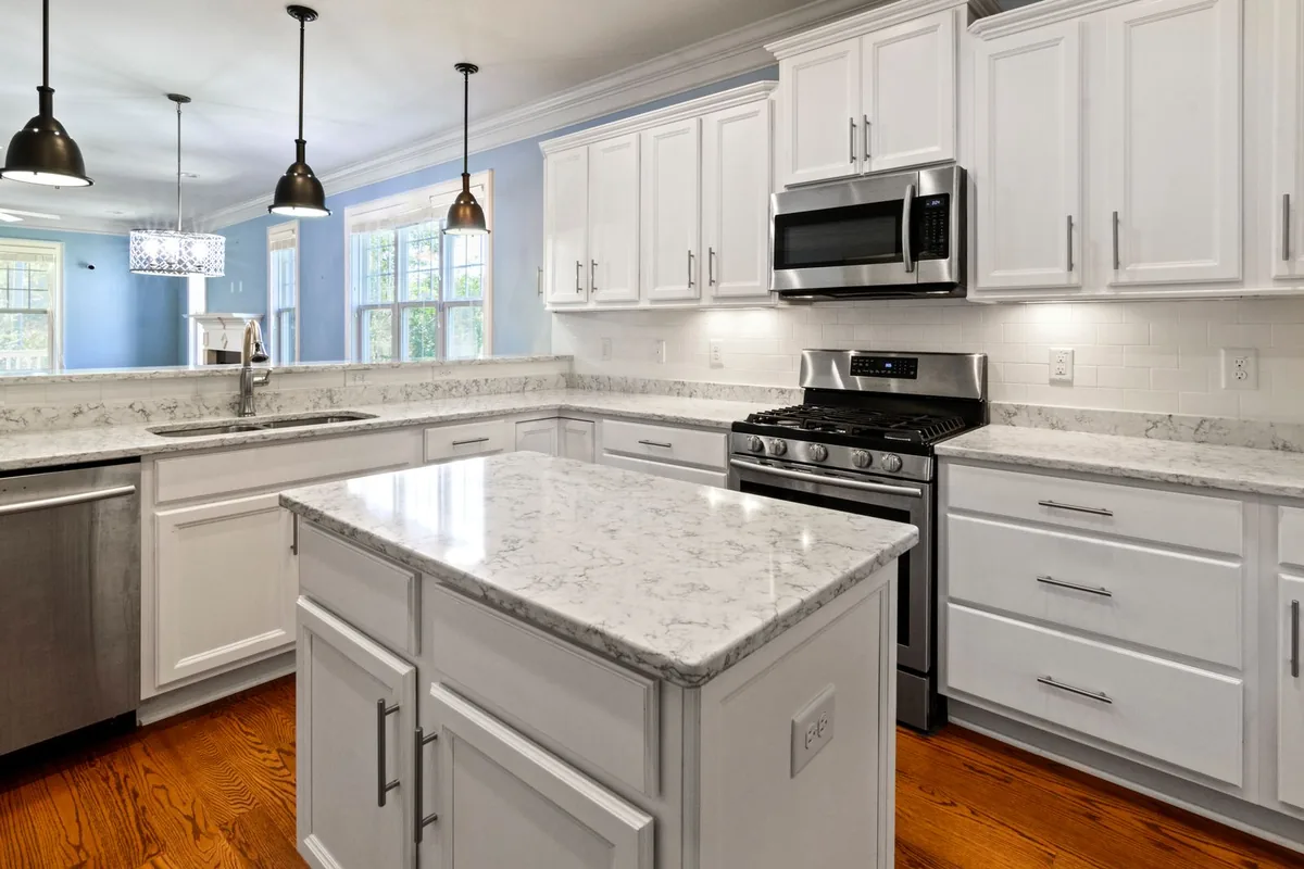 Filth & Squalor Cleanup in Chardon, OH